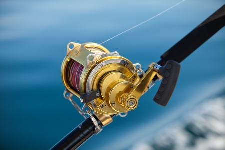 When to Use Conventional or Spinning Reel When Saltwater Fishing