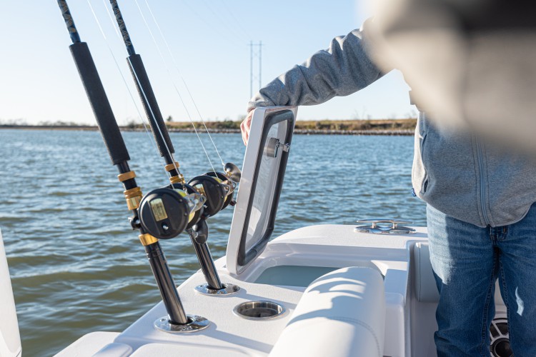 2020 Sportsman Open 352 Center Console Running Water