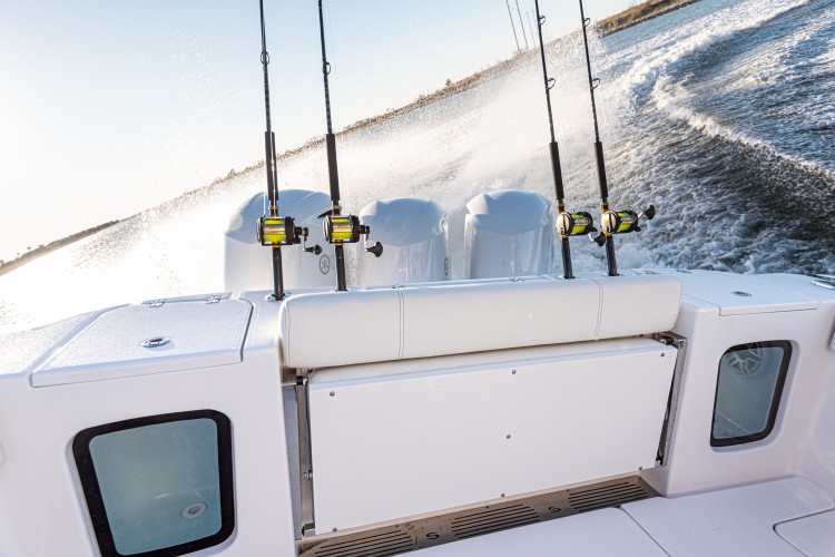 2020 Sportsman Open 352 Center Console Running Water