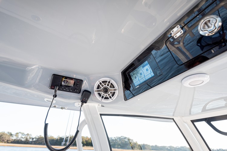 2020 Sportsman Open 352 Center Console Running Water