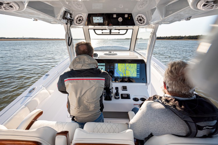 2020 Sportsman Open 352 Center Console Running Water