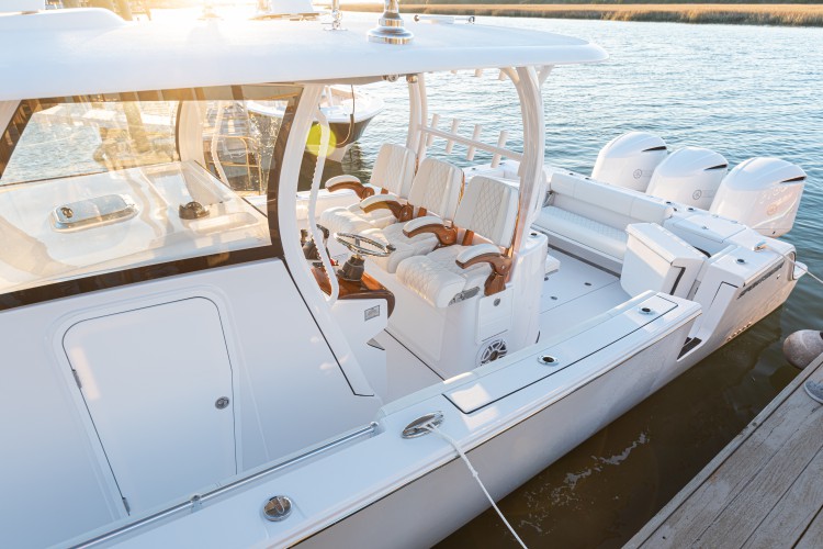 2020 Sportsman Open 352 Center Console Running Water