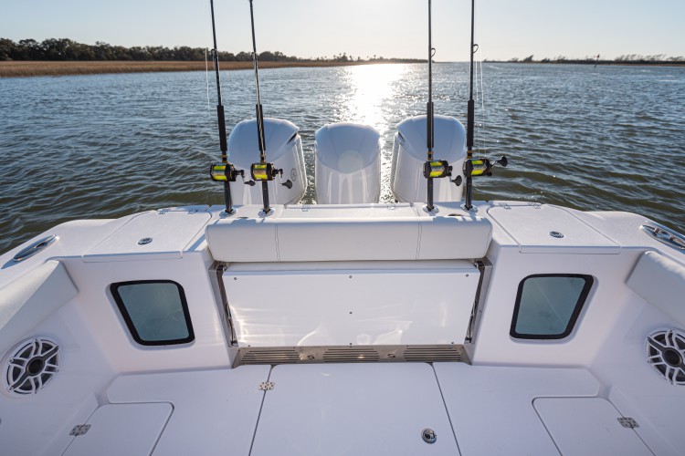 2020 Sportsman Open 352 Center Console Running Water