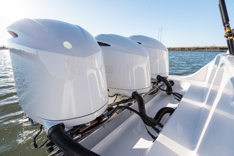 2020 Sportsman Open 352 Center Console Running Water