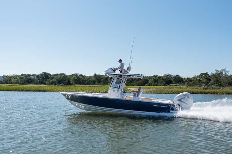 2020 Masters 267 Bay Boat