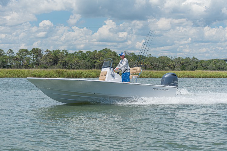 2020 Sportsman Tournament 214 Bay Boat Running Water