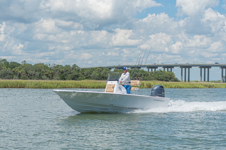 2020 Sportsman Tournament 214 Bay Boat Running Water