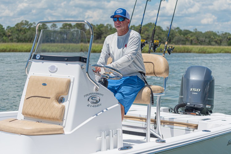 2020 Sportsman Tournament 214 Bay Boat Running Water