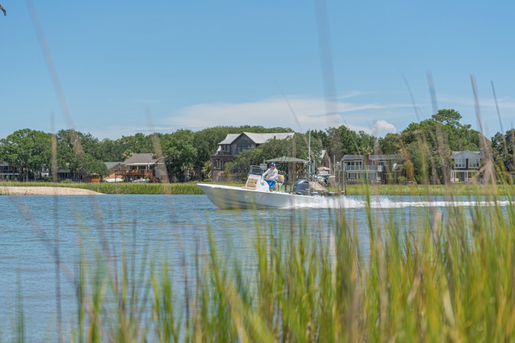 2020 Sportsman Tournament 214 Bay Boat Running Water