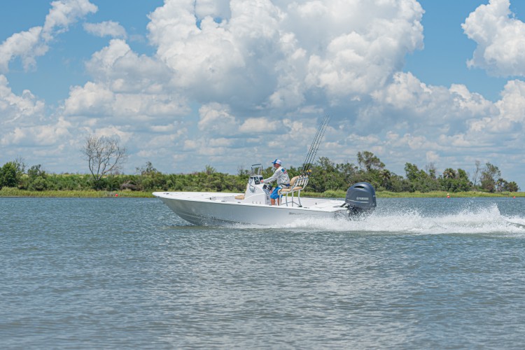 2020 Sportsman Tournament 214 Bay Boat Running Water