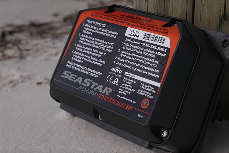 Detail image of SeaStar ProTap Controller (req. Jack Plate)