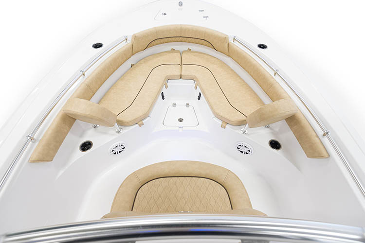 Detail image of Comfortable Bow Layout