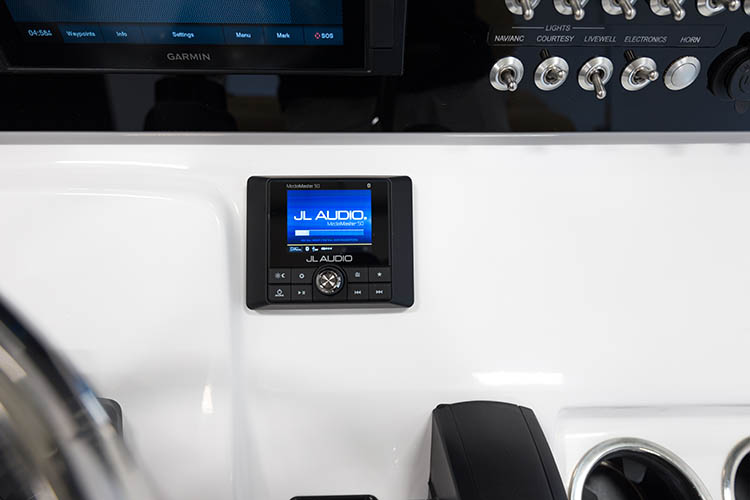Detail image of JL Audio MM50 Stereo w/ M3-650X Speakers
