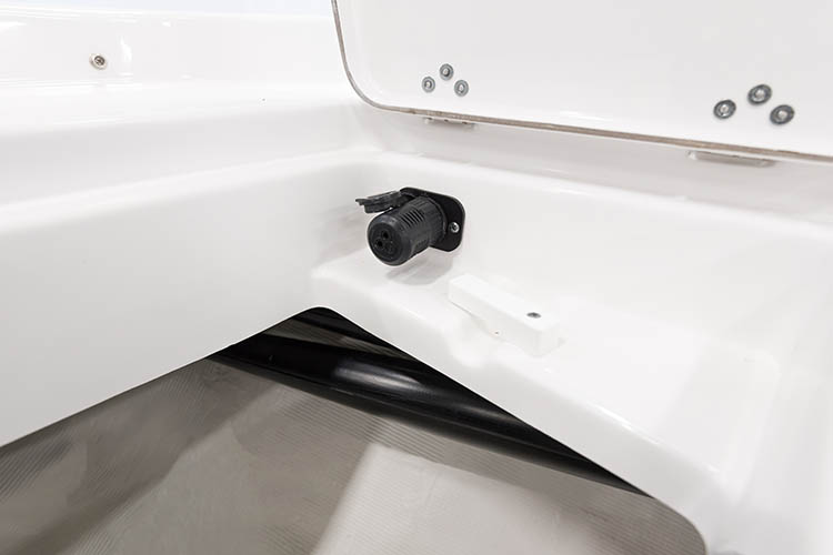 Detail image of Trolling Motor Plug & Harness