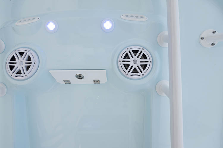 Detail image of Light Hull Color
