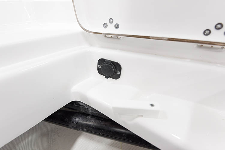 Detail image of Trolling Motor Plug & Harness
