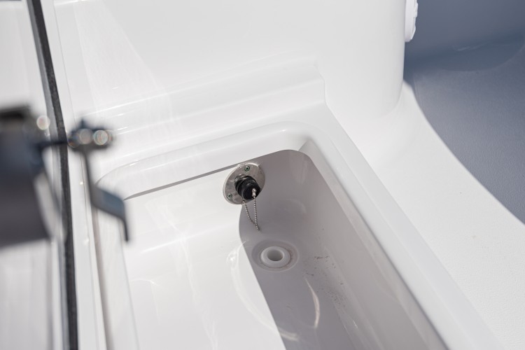 Detail image of Freshwater Washdown w/ Tank