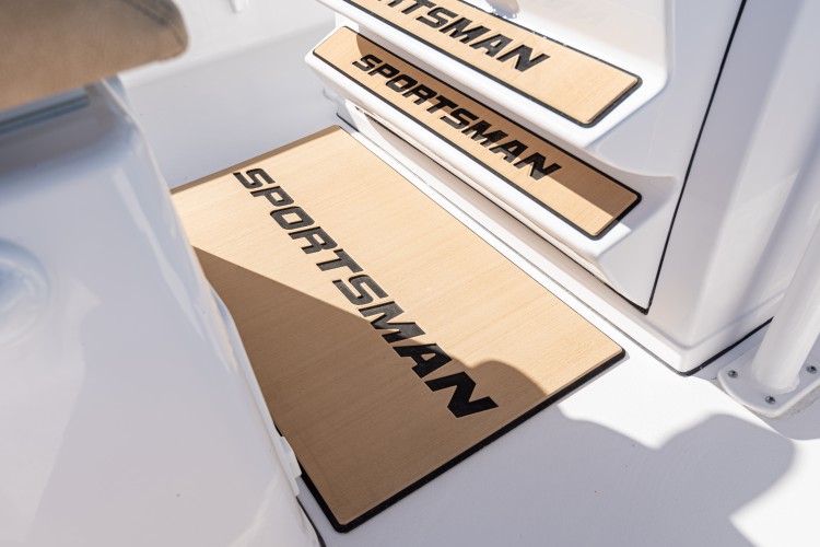 Detail image of Anti-Fatigue Helm Pads