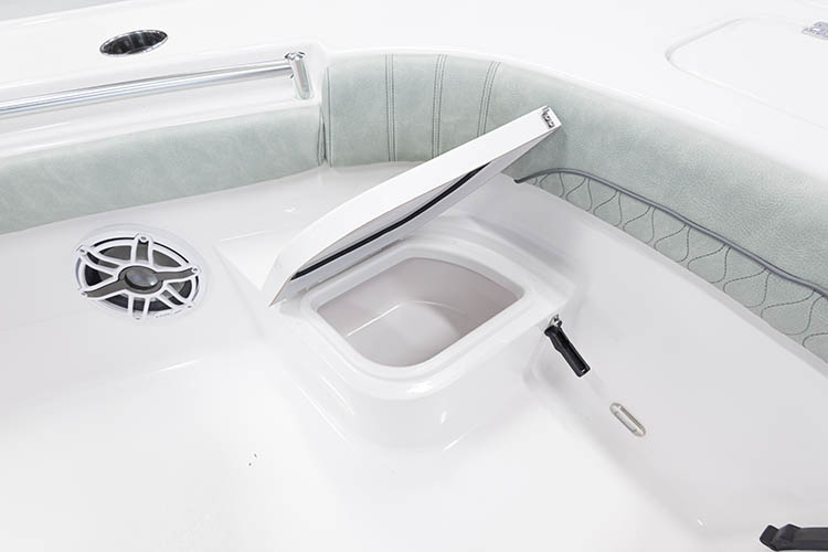 Detail image of 8-Gallon Bow Storage Box