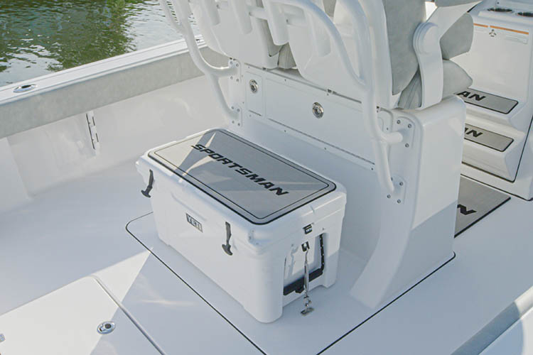 Detail image of Fiberglass Dual Chair LP w/ Bolsters & Tackle Storage