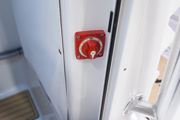 Detail image of Dual Batteries w/ Switch