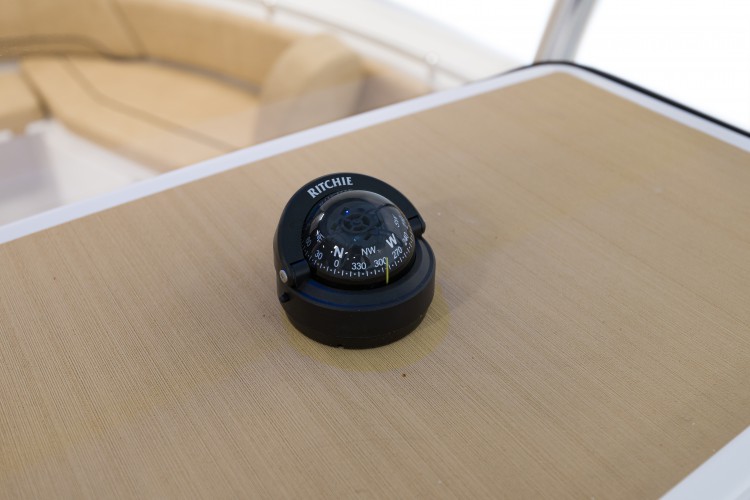 Detail image of Compass