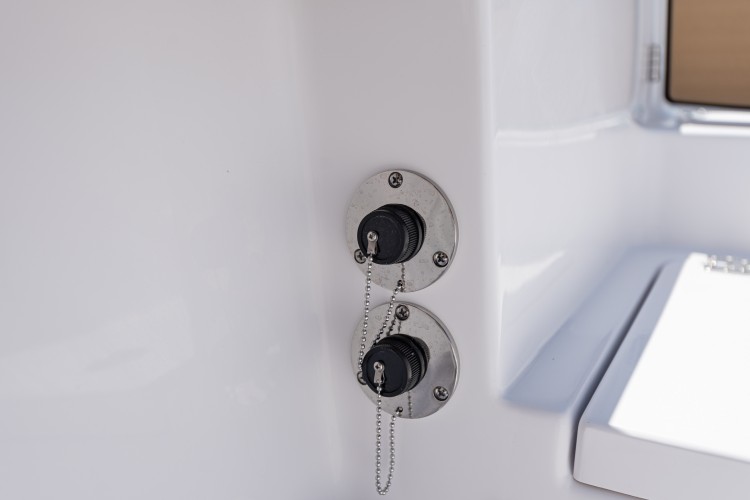 Detail image of Freshwater Washdown w/ Tank