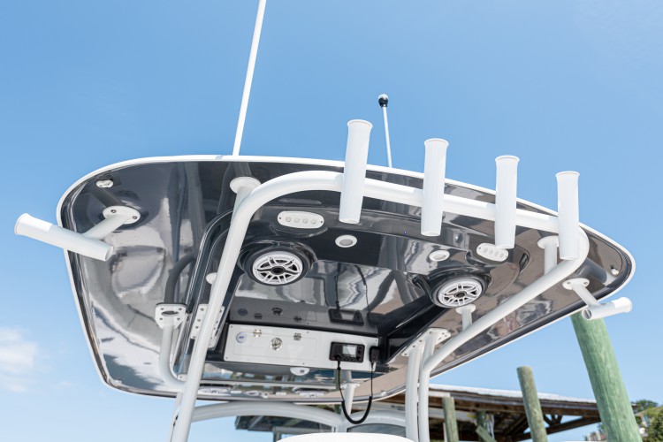 Detail image of Fiberglass Hard-Top w/ Accessories