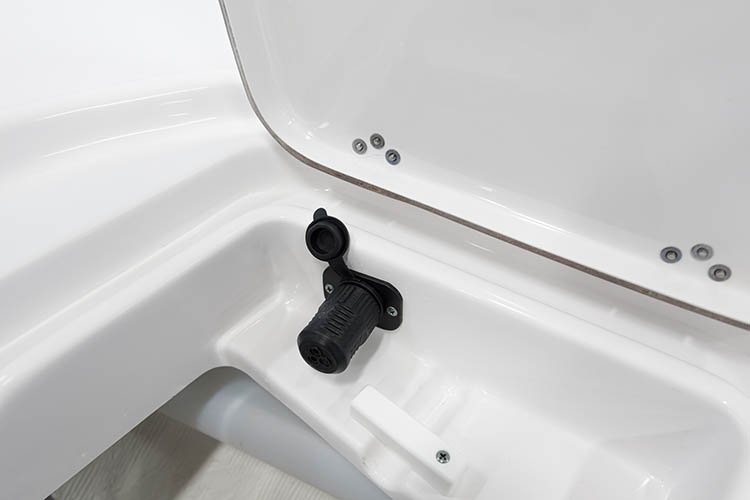 Detail image of Trolling Motor Plug & Harness