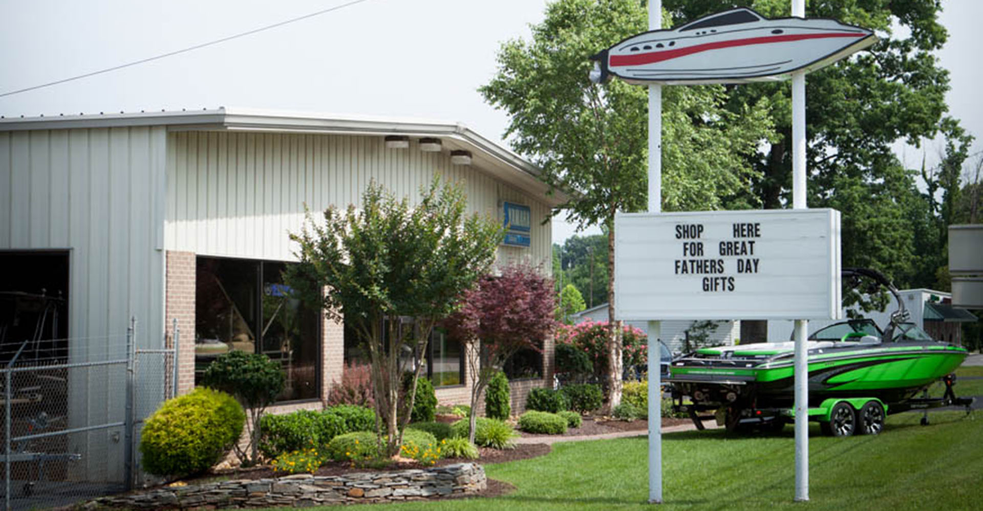 Store front image for the dealership located at Danville, VA