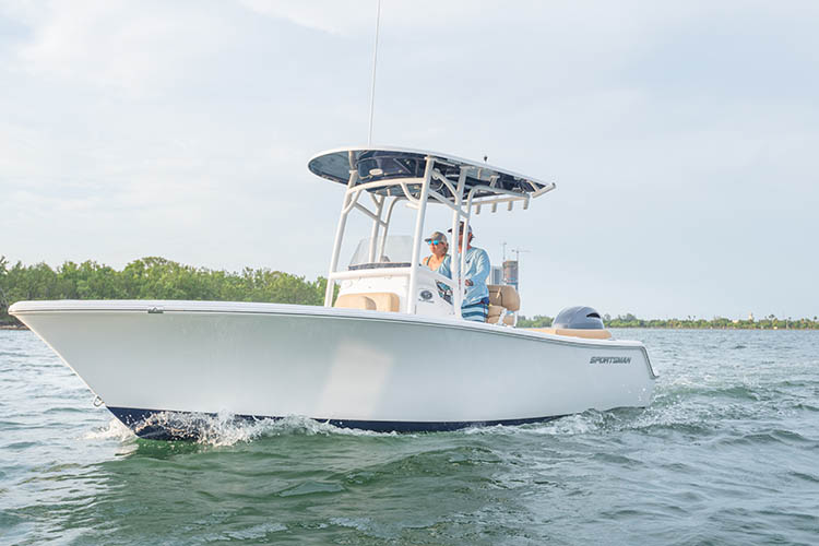 2019 Sportsman Heritage 211 Center Console Boat