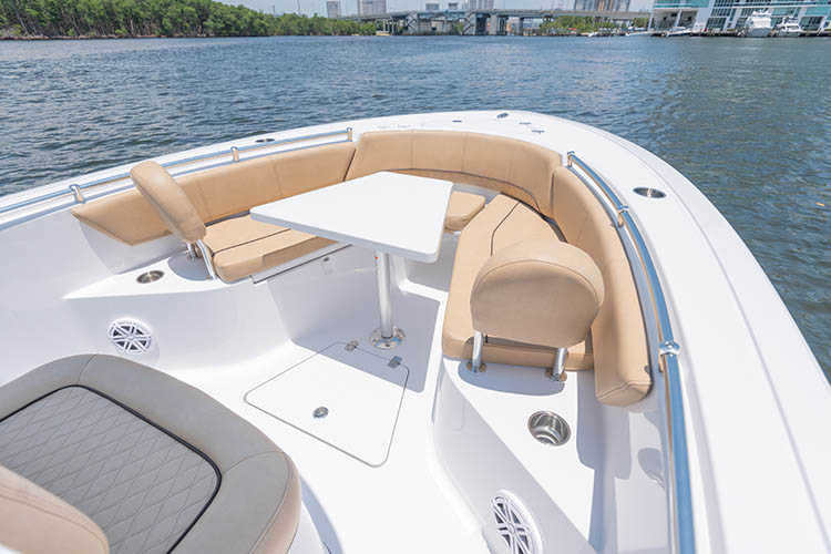 2019 Sportsman Heritage 241 Center Console Boat