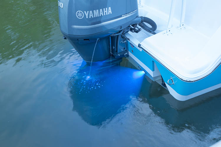 2019 Sportsman Heritage 241 Center Console Boat