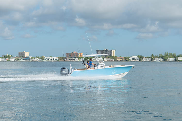2019 Sportsman Heritage 241 Center Console Boat