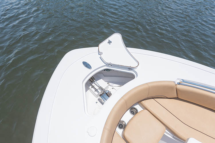 2019 Sportsman Heritage 241 Center Console Boat