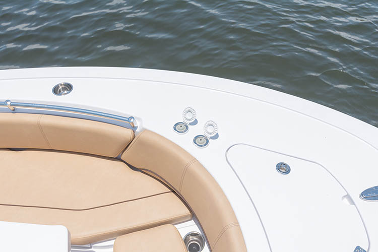 2019 Sportsman Heritage 241 Center Console Boat