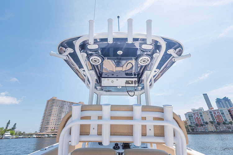 2019 Sportsman Heritage 251 Center Console Boat