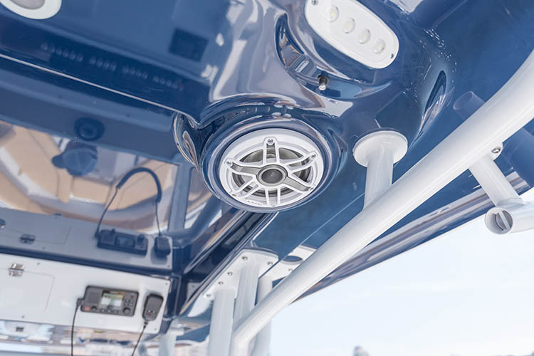 2019 Sportsman Heritage 251 Center Console Boat