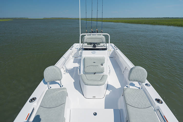2019 Sportsman Masters 207 Bay Boat