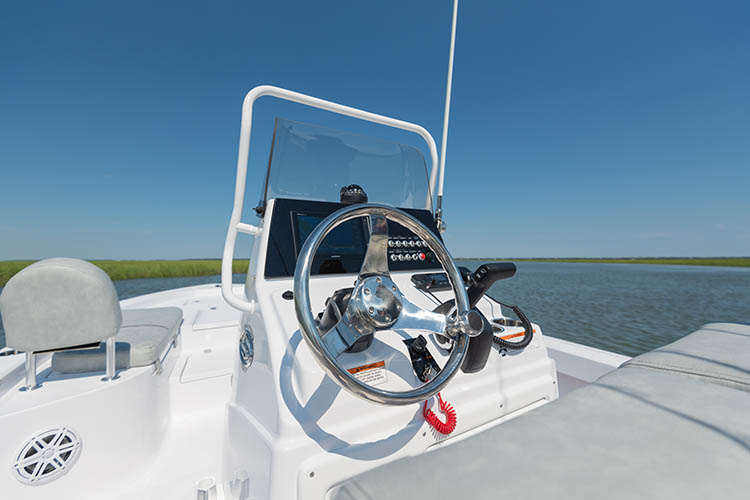 2019 Sportsman Masters 207 Bay Boat