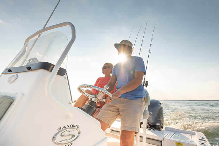 2019 Sportsman Masters 207 Bay Boat