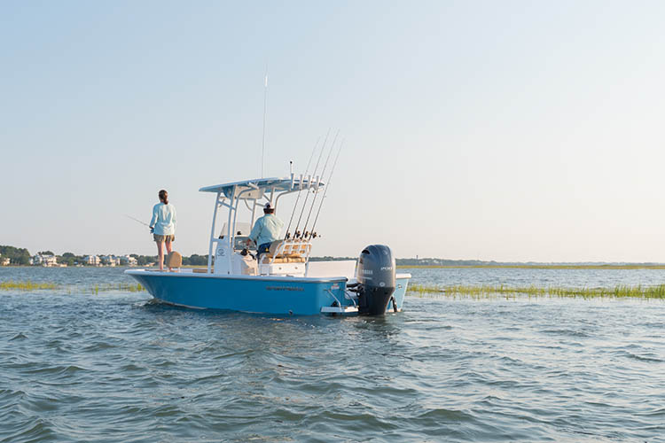 2019 Sportsman Masters 227 Bay Boat