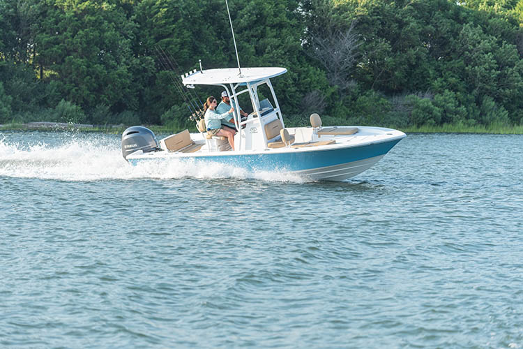 2019 Sportsman Masters 227 Bay Boat
