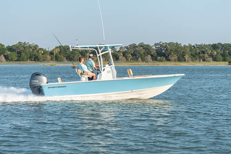 2019 Sportsman Masters 227 Bay Boat
