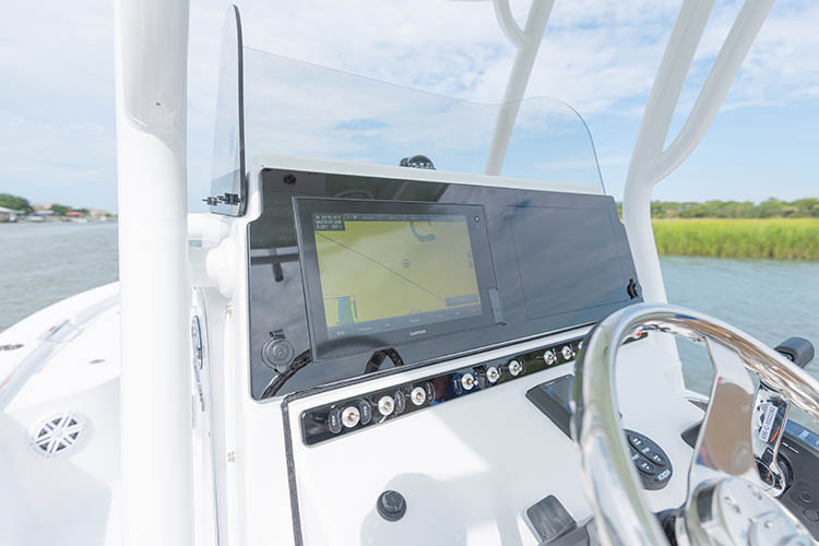 2019 Sportsman Masters 247 Bay Boat