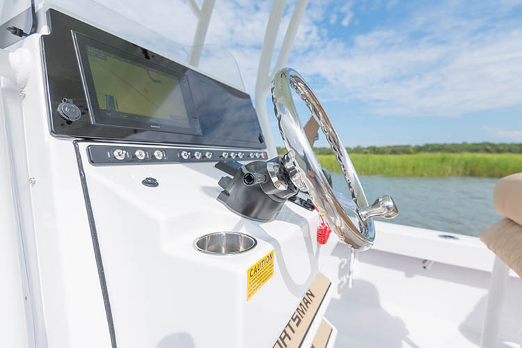 2019 Sportsman Masters 247 Bay Boat