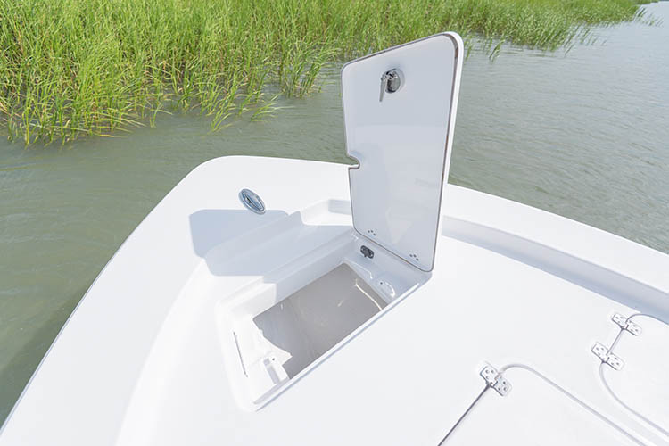 2019 Sportsman Masters 247 Bay Boat