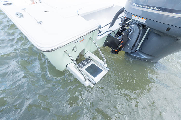 2019 Sportsman Masters 247 Bay Boat