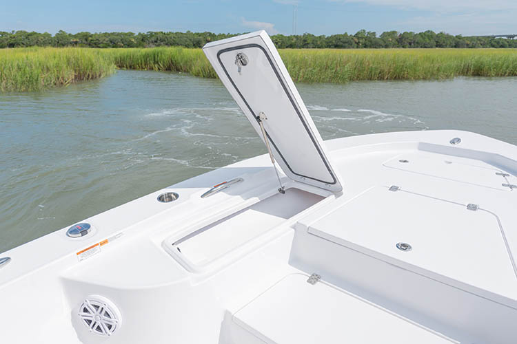 2019 Sportsman Masters 247 Bay Boat
