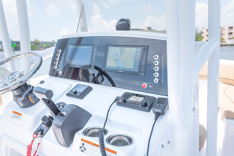 2019 Sportsman Open 232 Center Console Boat